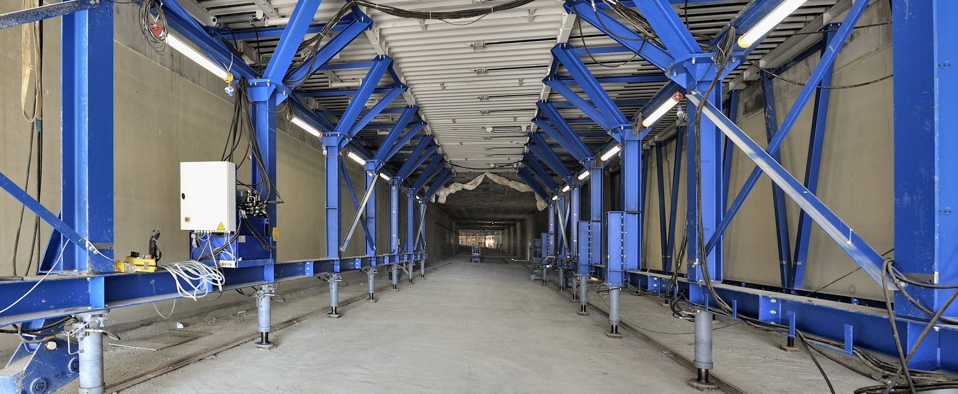 Access ramp formwork Europaplein A2 and N2 - Hendriks Formwork Solutions